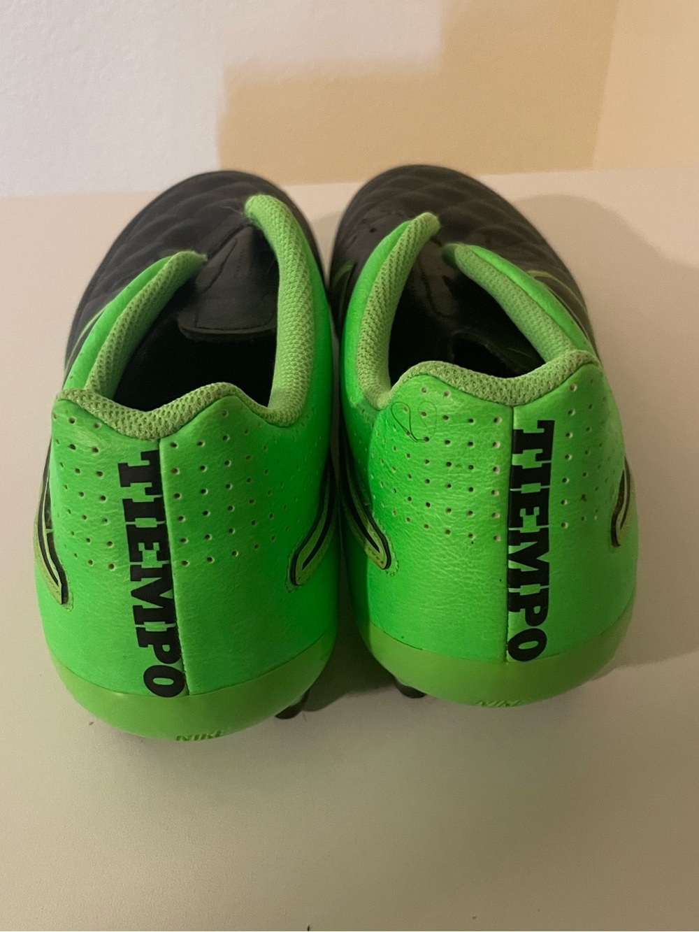 Nike Black & Neon Green Soccer Cleats - Picture 4 of 5